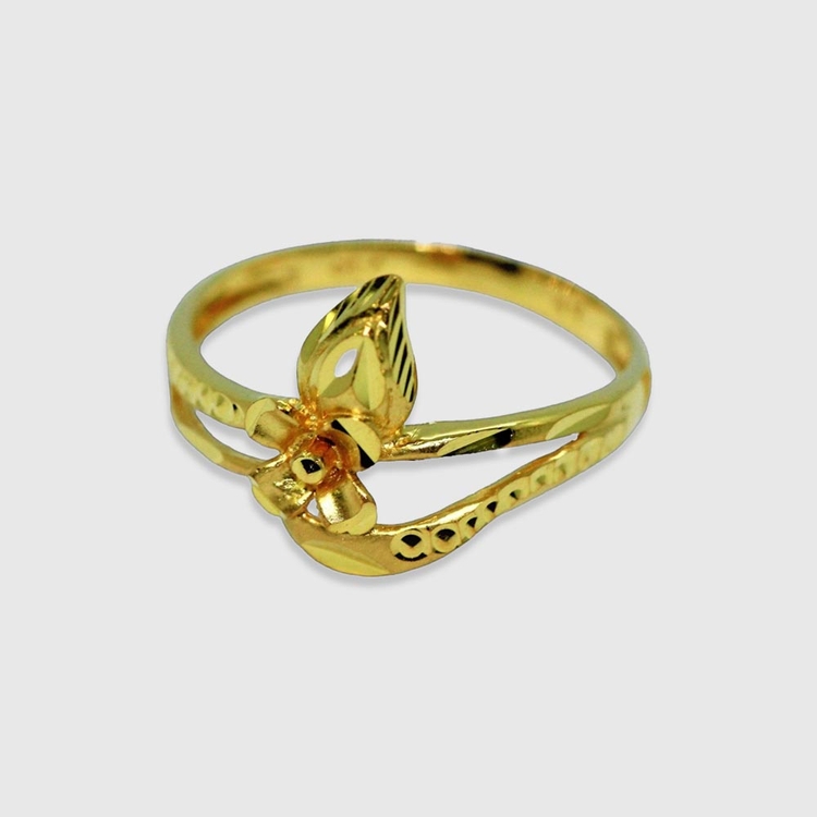 GOLD LADIES RING